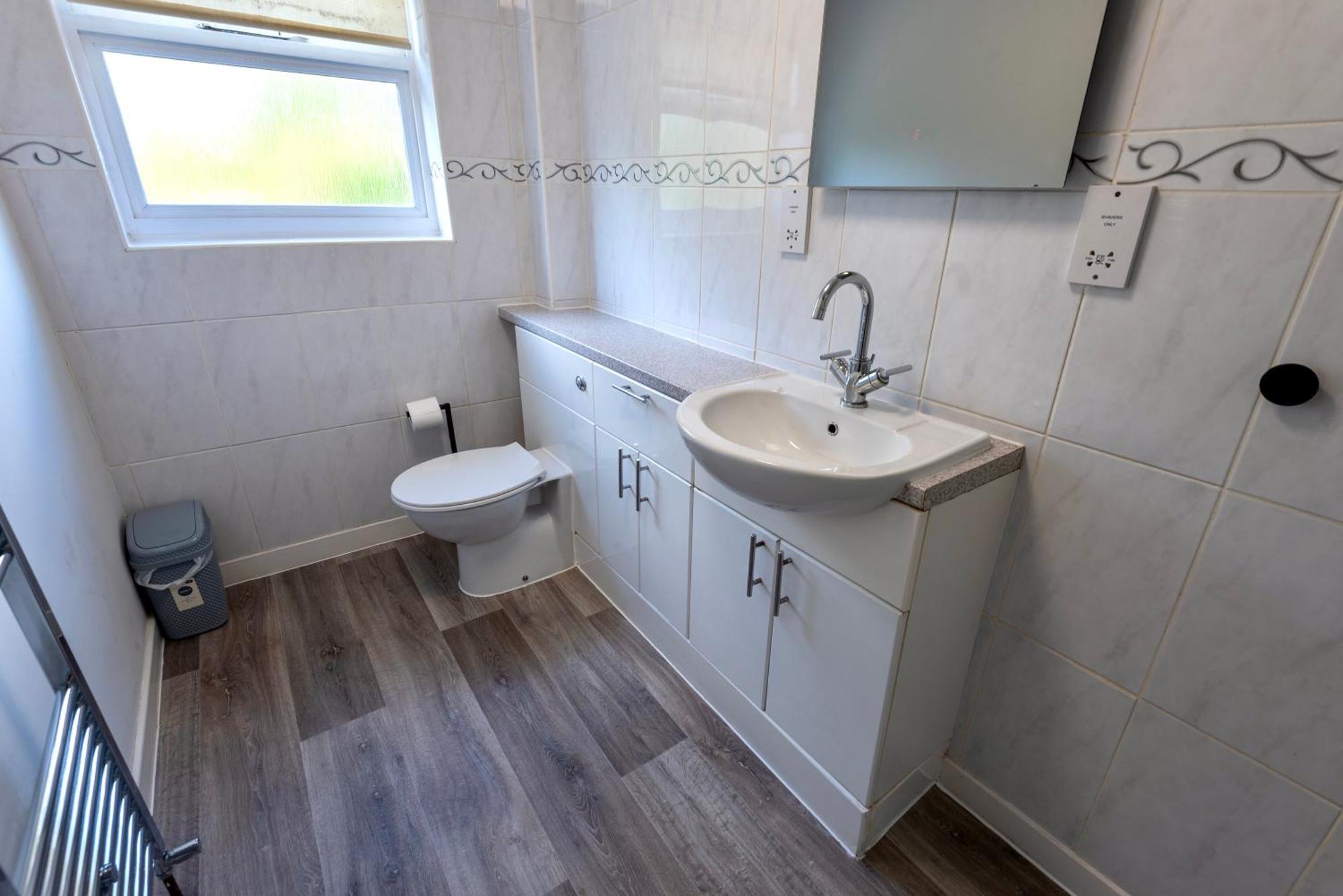 Single Room In Brand New 5 Bedroom Home BW Room 2 Солігалл Екстер'єр фото